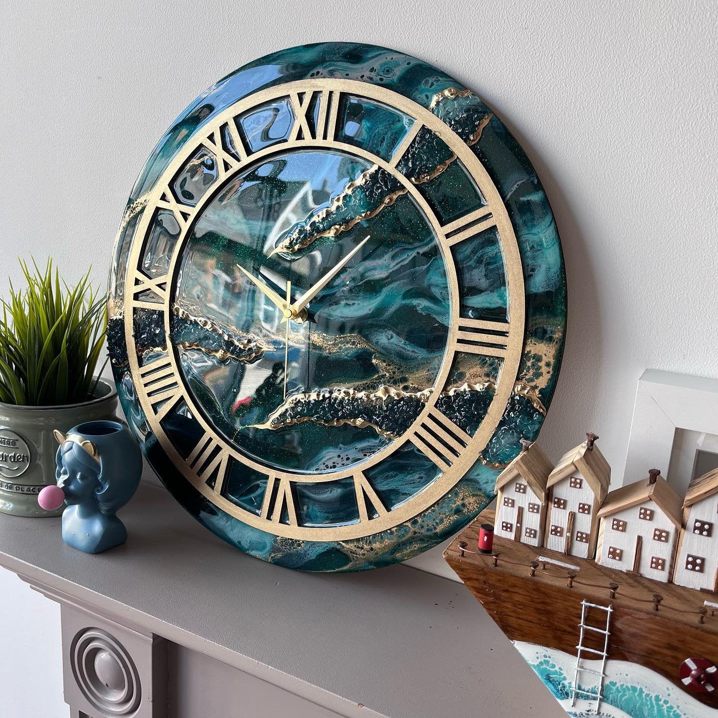 Modern Abstract Epoxy Resin Wall Clock For Home Decor