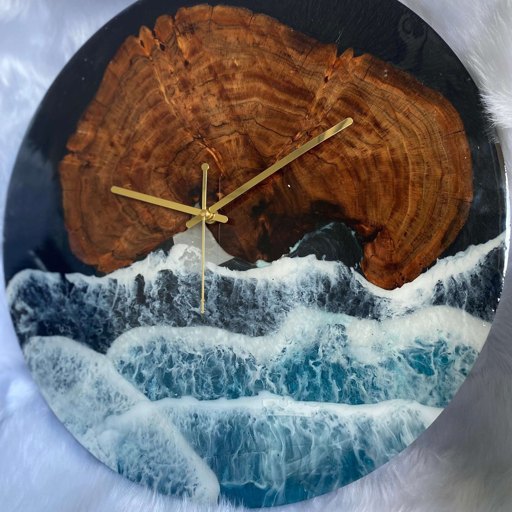 Black Ocean and Wooden Abstract Epoxy Resin Wall Clock For Home Decor